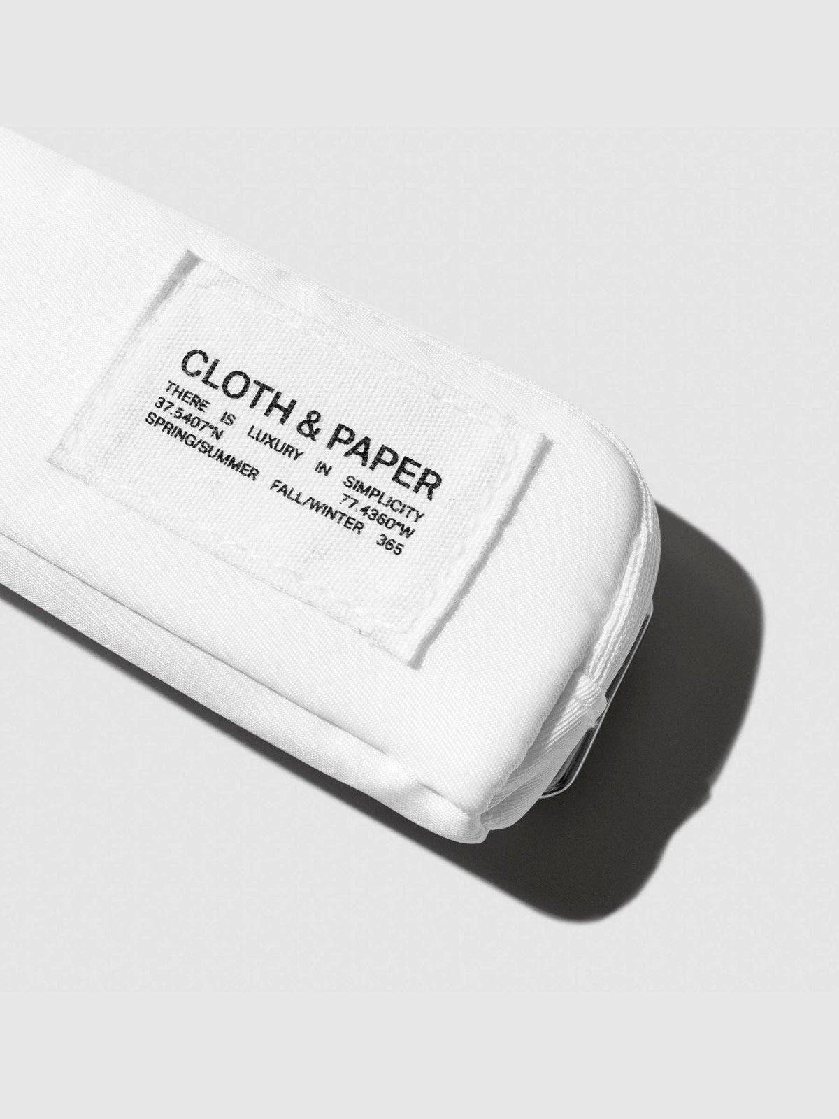 Adjustable Notebook Pouch van Cloth & Paper