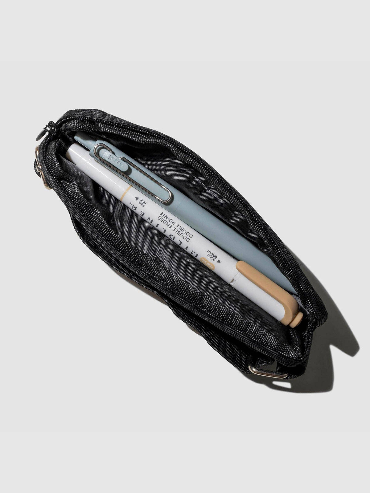 Adjustable Notebook Pouch van Cloth & Paper