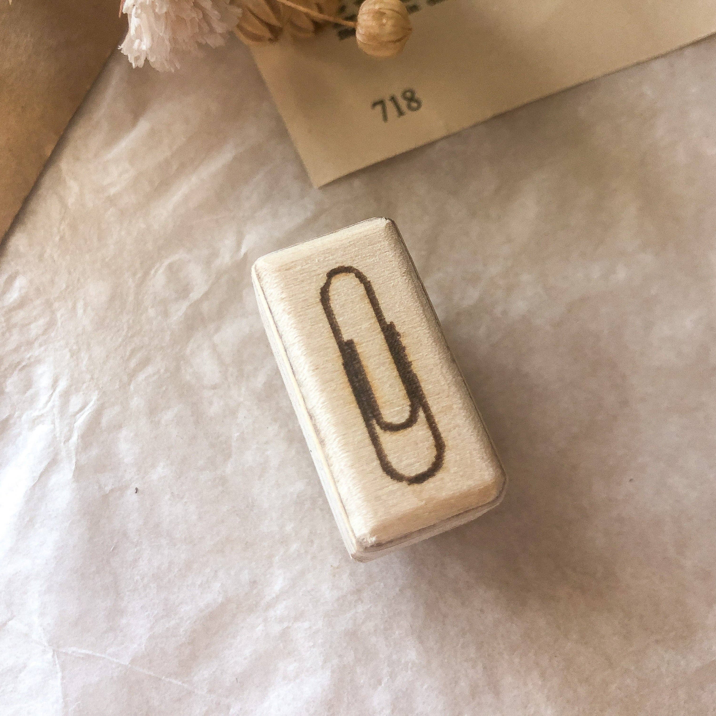 Houten stempel | Paperclip